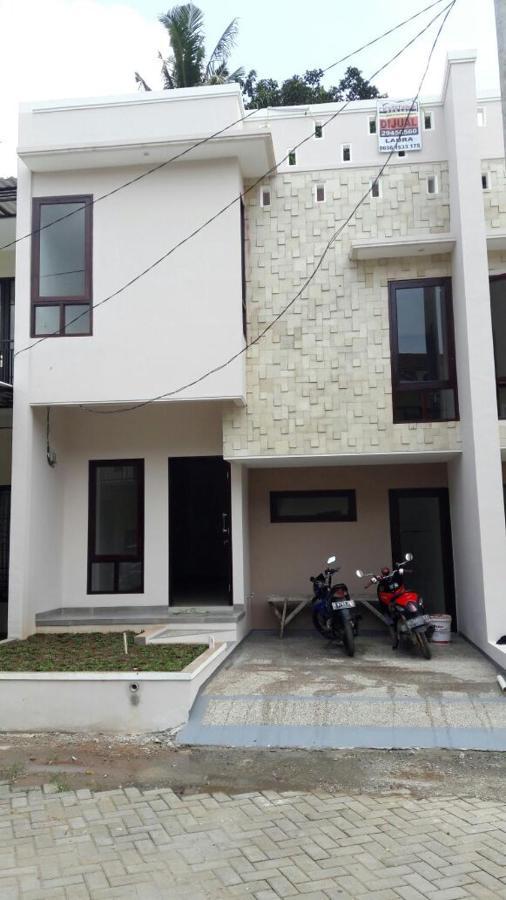 Bintara Jaya Yemima Guest House 베카시 외부 사진