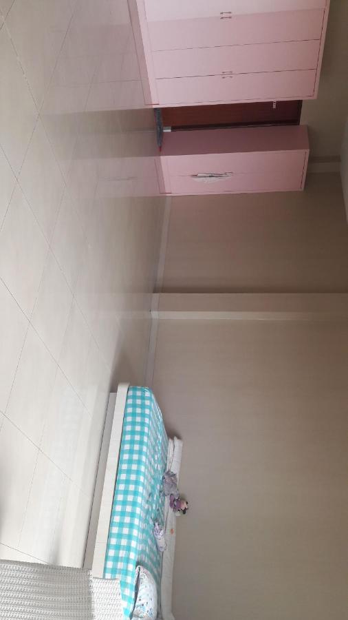 Bintara Jaya Yemima Guest House 베카시 외부 사진