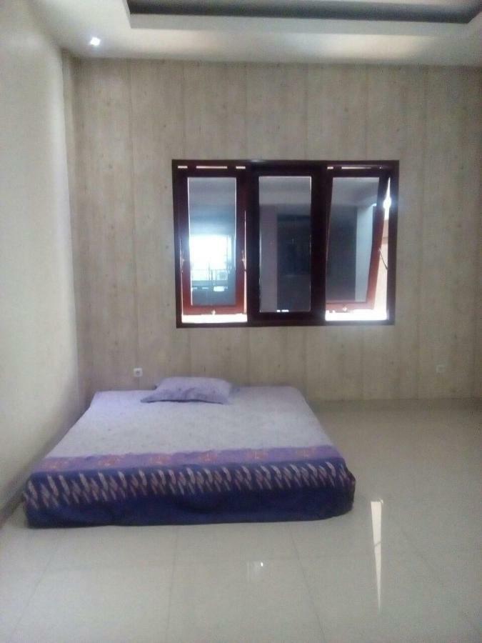Bintara Jaya Yemima Guest House 베카시 외부 사진
